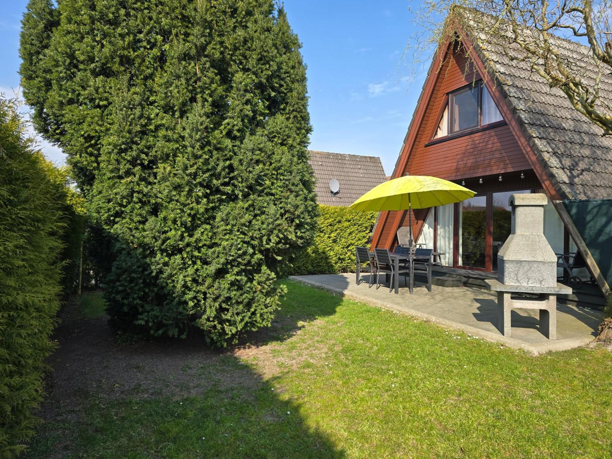 Haus Blume Holiday home Carolinensiel